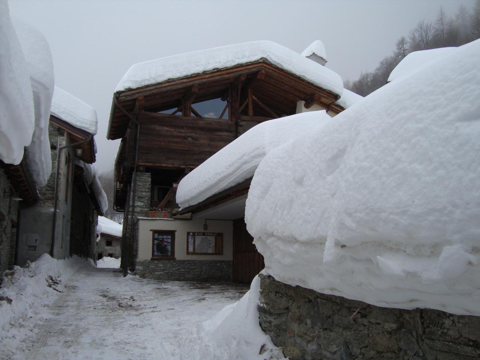 B&B A Pankeo Valtournenche Buitenkant foto