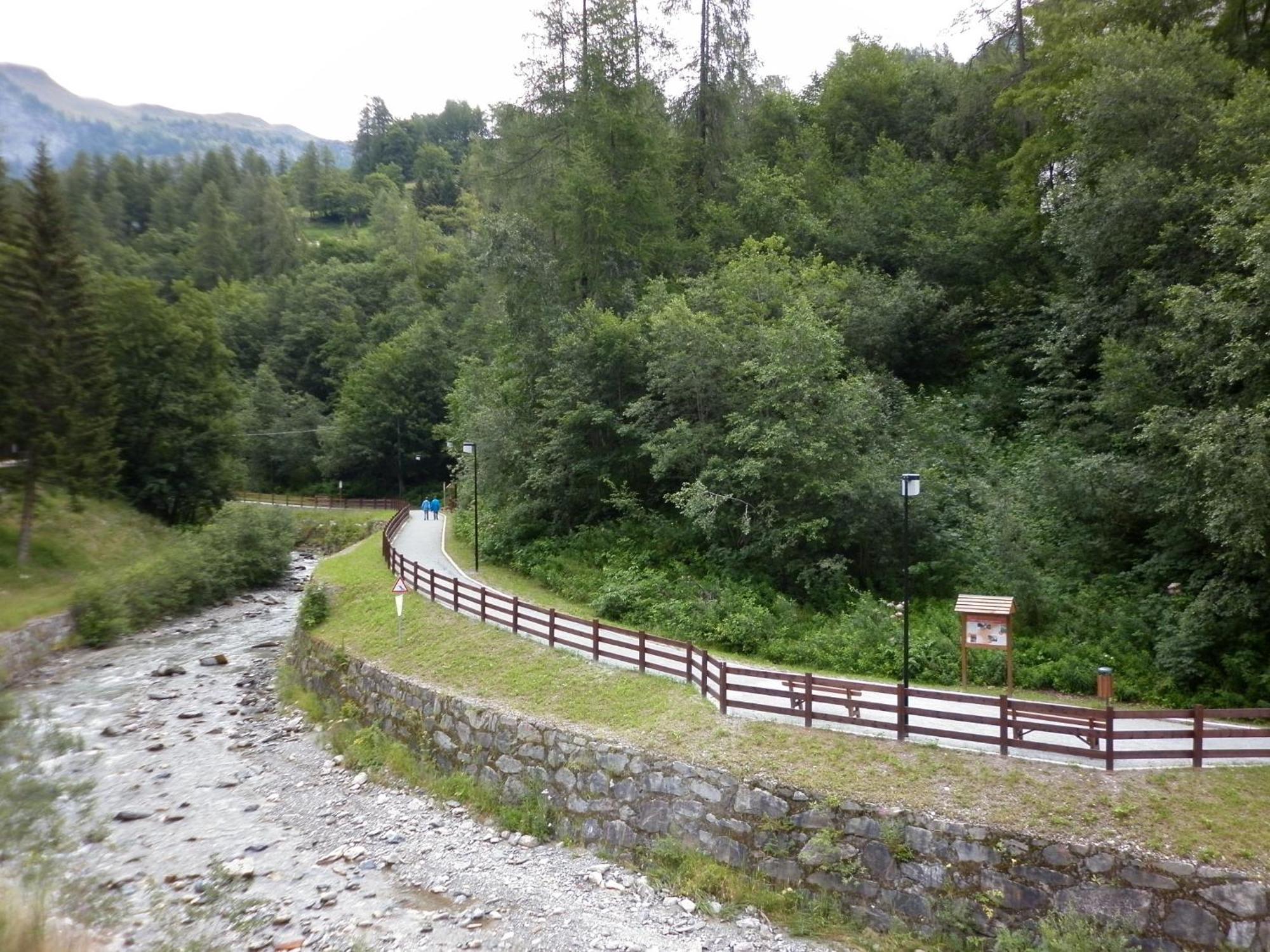 B&B A Pankeo Valtournenche Buitenkant foto