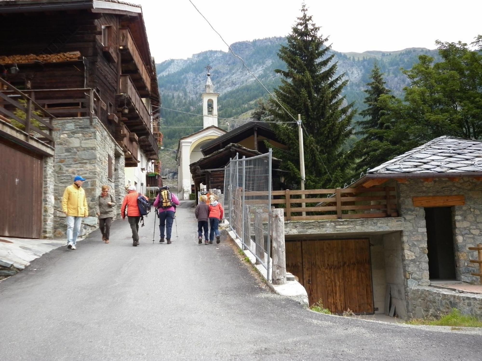B&B A Pankeo Valtournenche Buitenkant foto